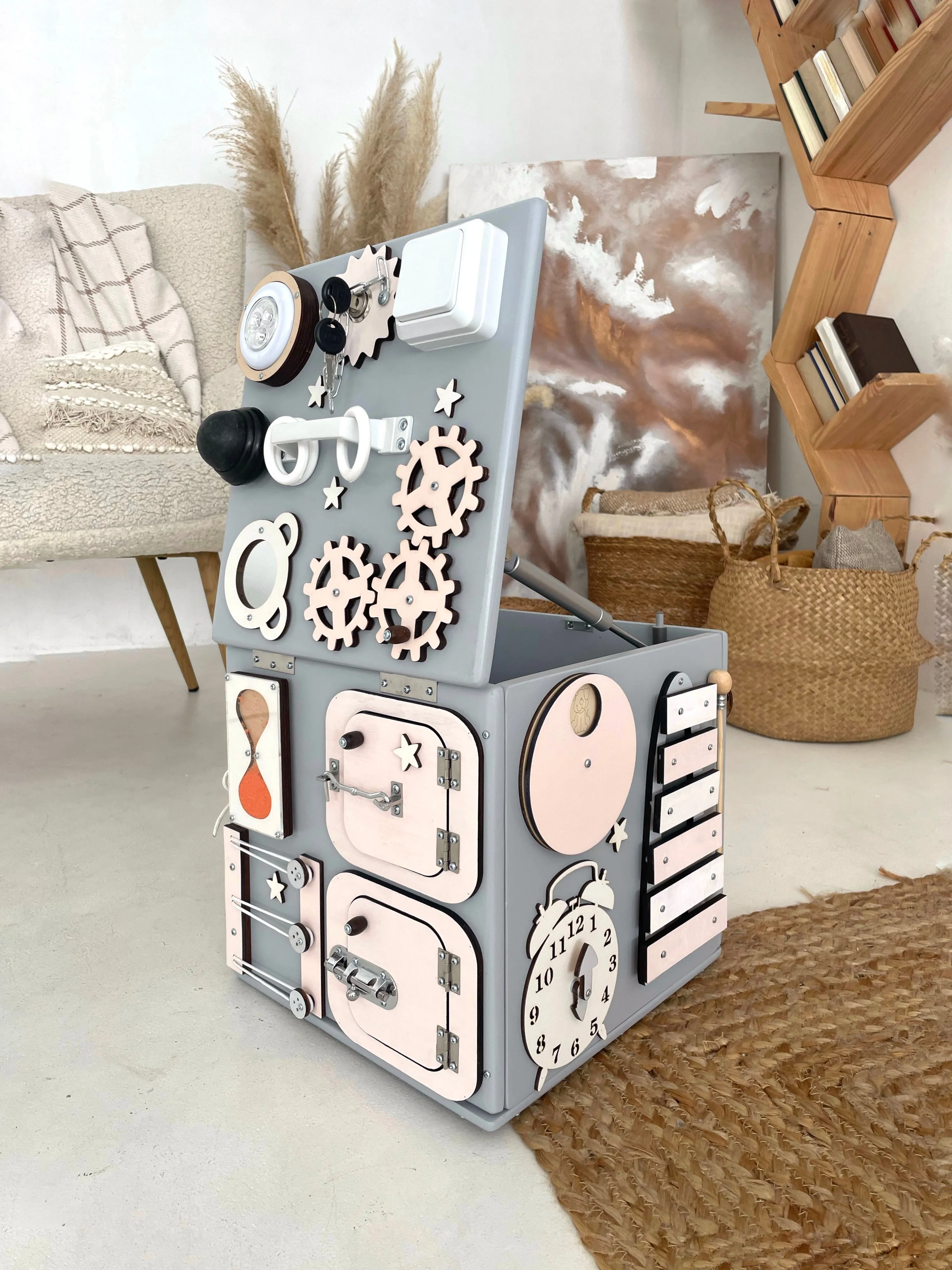 Busy Cube & Storage For Toys pastel pink
