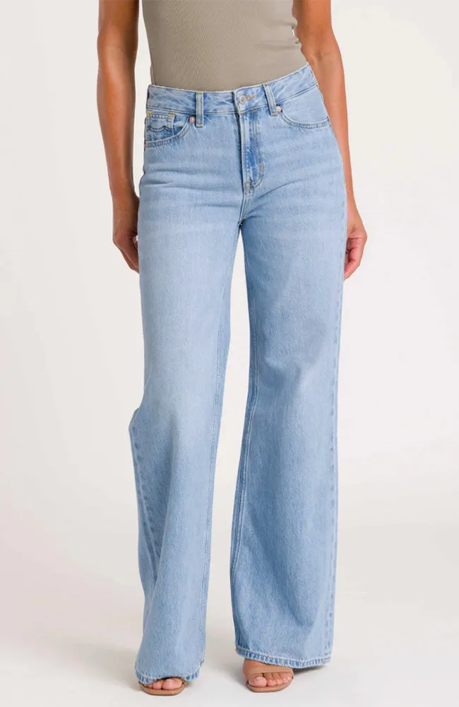 Jane relaxed flare jeans